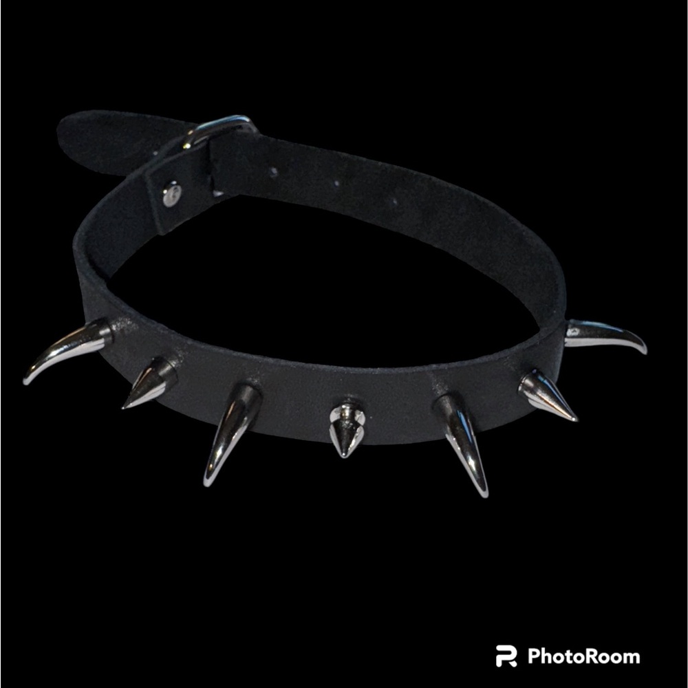 Goth Punk spiked choker, handmade from up cycled scrap genuine leather